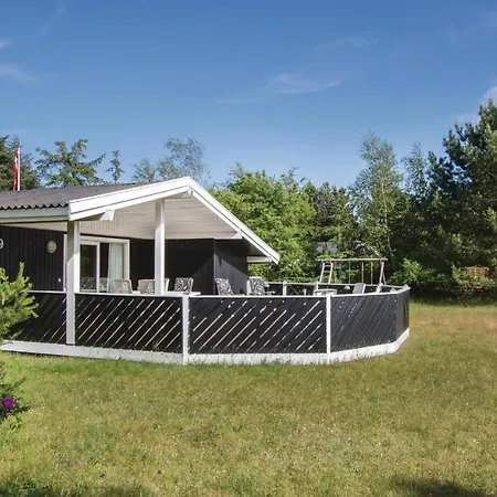 Beautiful In With Wifi Holiday home Humble
